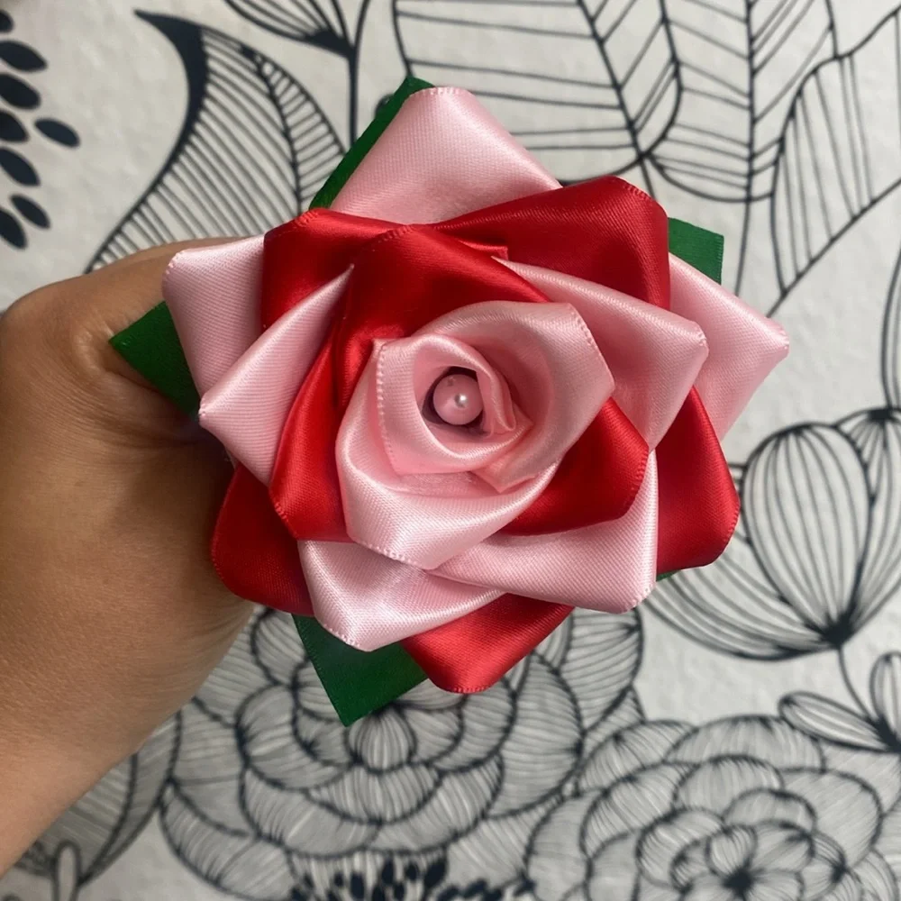 Two-Tone Satin Flower Pen - Picture 2 of 6